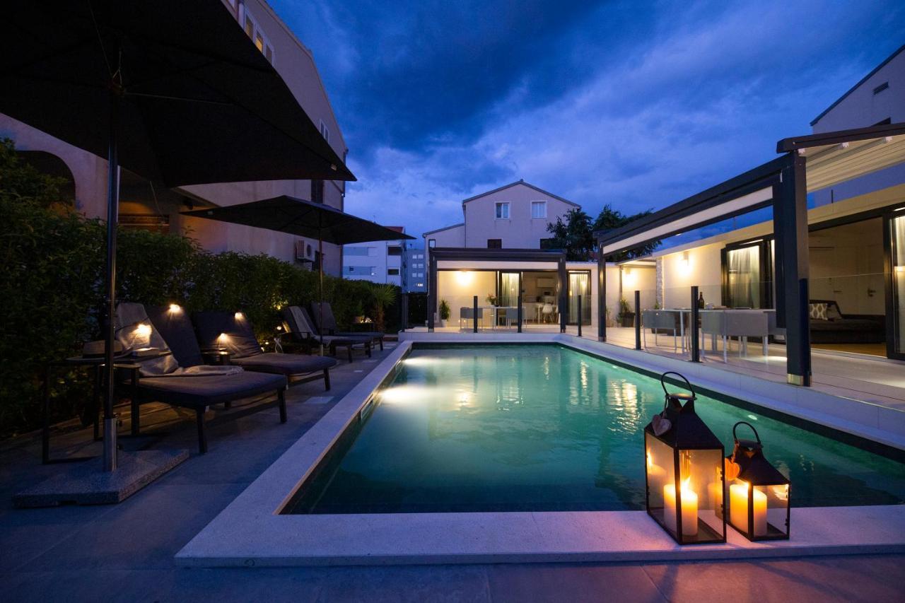 First Apartment Ζαντάρ Εξωτερικό φωτογραφία