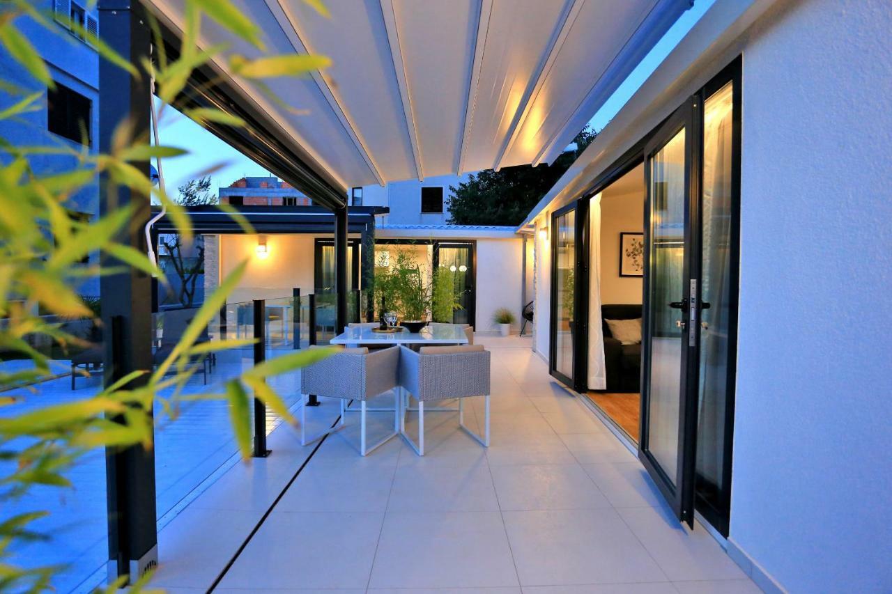 First Apartment Ζαντάρ Εξωτερικό φωτογραφία