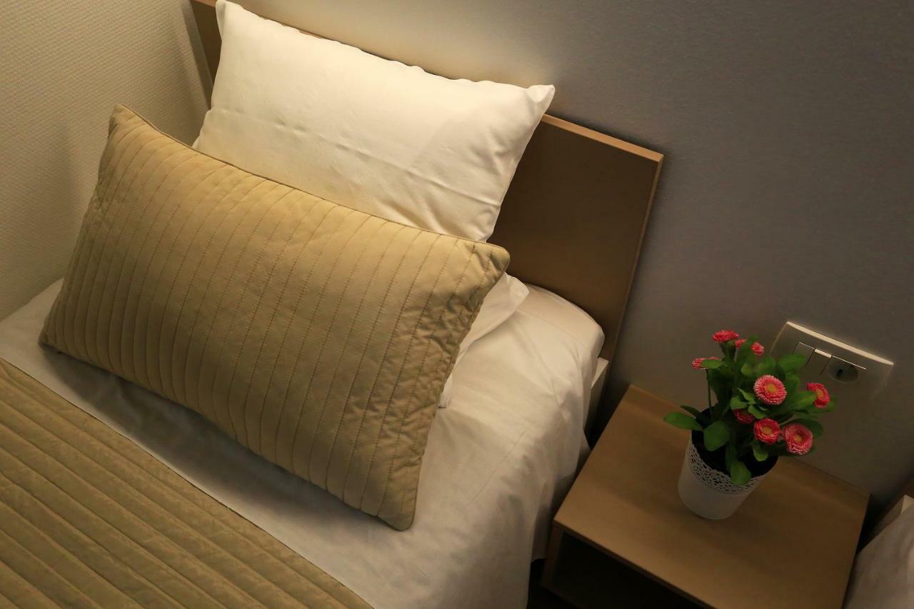 First Apartment Ζαντάρ Εξωτερικό φωτογραφία
