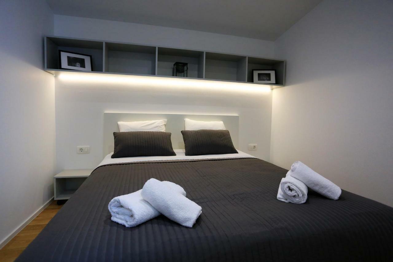 First Apartment Ζαντάρ Εξωτερικό φωτογραφία